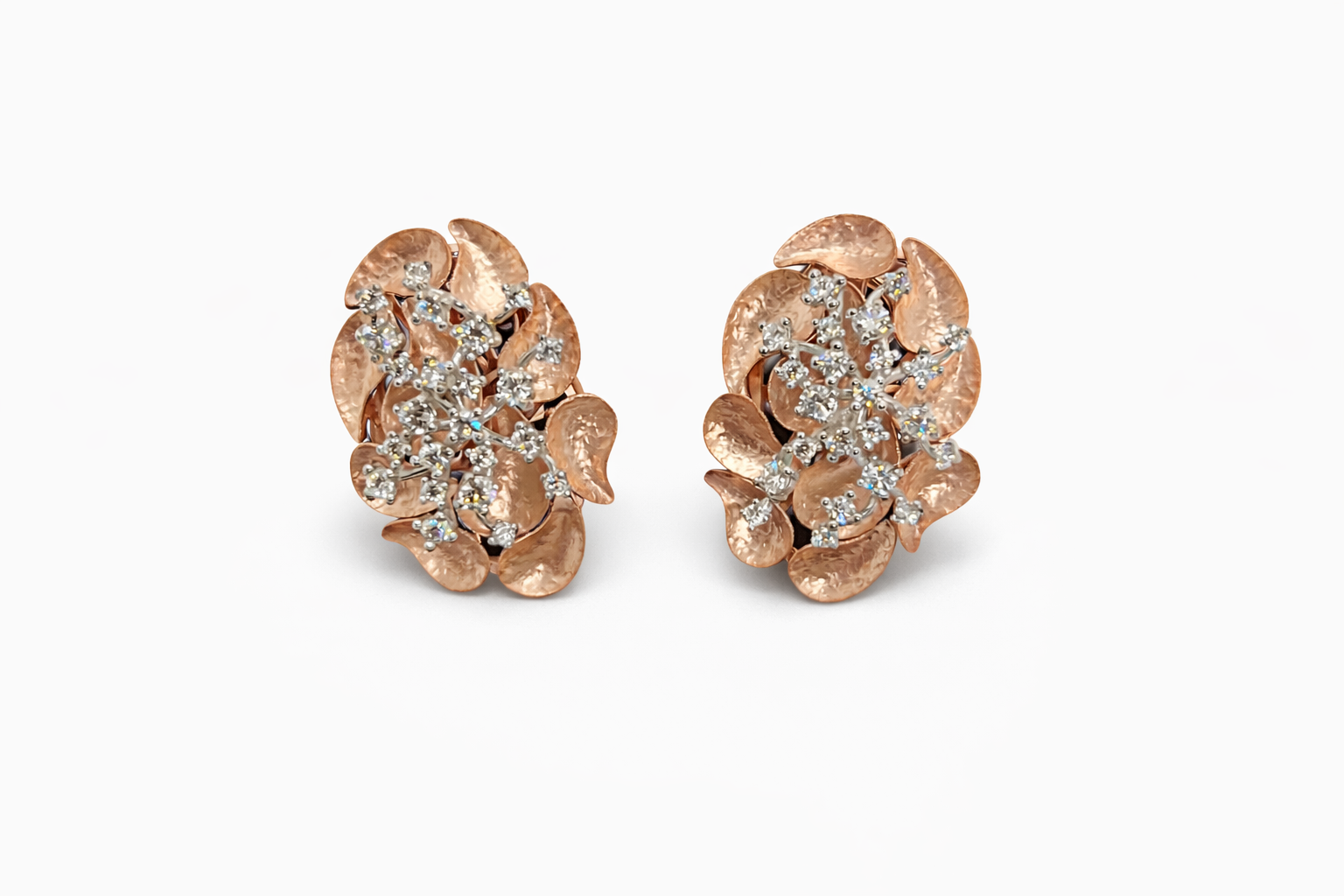 AA66FC34-2286-478A-8A6D-BAFA3916EDB4